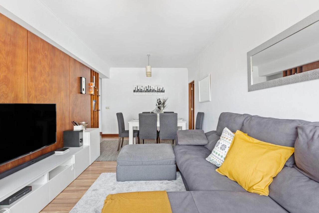 Spacious 3 Bedroom Apartment In ליסבון מראה חיצוני תמונה